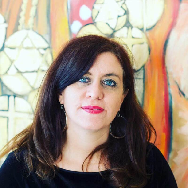 Nada Odeh is a Syrian artist, activist, humanitarian, and a modern-day poet.